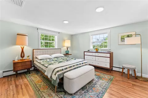 Bedroom - 107 Spring Grove Rd, Glocester, RI 02814 photo 4 of 6