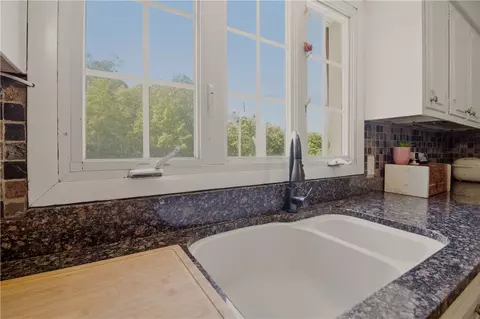 123 Progress Ave, Riverside, RI 02915 photo 6