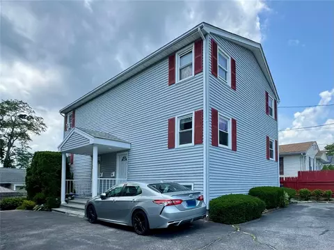 37 Harmony Dr, Providence, RI 02909