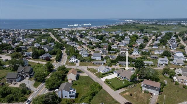 9 Dudley Dr, Narragansett, RI 02882