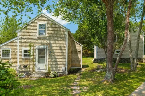 Exterior - 60 Snell Rd, Little Compton, RI 02837 photo 6 of 18