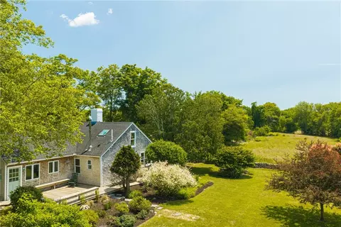 Exterior - 60 Snell Rd, Little Compton, RI 02837 photo 2 of 18