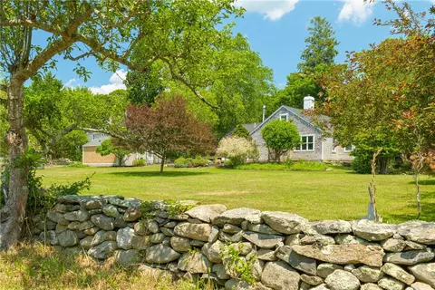 Exterior - 60 Snell Rd, Little Compton, RI 02837 photo 11 of 18