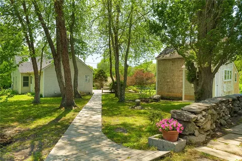 Exterior - 60 Snell Rd, Little Compton, RI 02837 photo 3 of 18