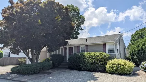 170 Selma St, Cranston, RI 02920