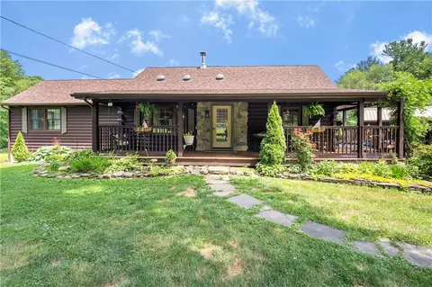 84 Dark Lantern Hill Rd, Killingly, CT 06239 photo 2
