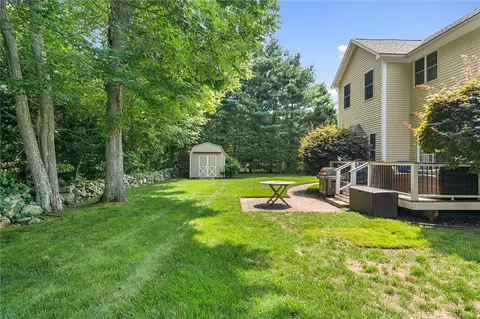 Exterior - 128 Windmill Dr, South Kingstown, RI 02879 photo 5 of 8