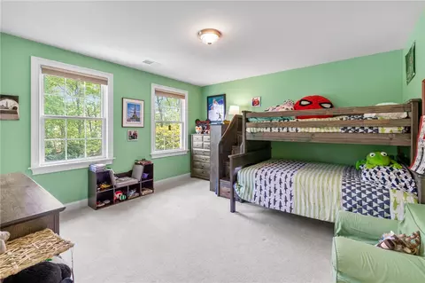 Bedroom - 128 Windmill Dr, South Kingstown, RI 02879 photo 5 of 7