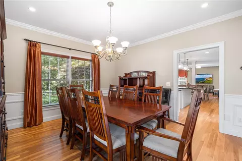 Dining - 128 Windmill Dr, South Kingstown, RI 02879 photo 2 of 3