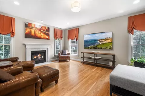Living - 128 Windmill Dr, South Kingstown, RI 02879 photo 3 of 3