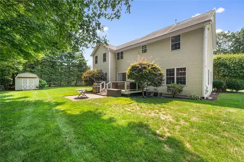Exterior - 128 Windmill Dr, South Kingstown, RI 02879 photo 6 of 8