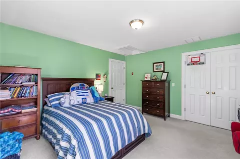 Bedroom - 128 Windmill Dr, South Kingstown, RI 02879 photo 4 of 7