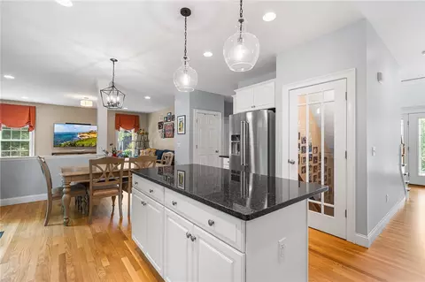 Kitchen - 128 Windmill Dr, South Kingstown, RI 02879 photo 5 of 7