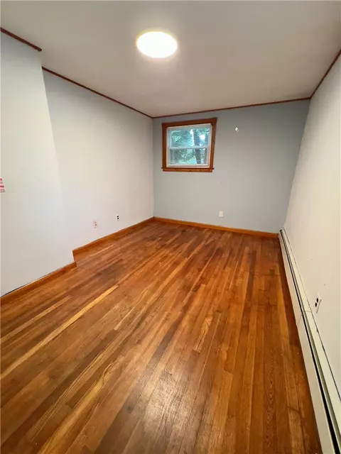 Bedroom - 426 Arnold Rd, Coventry, RI 02816 photo 4 of 6