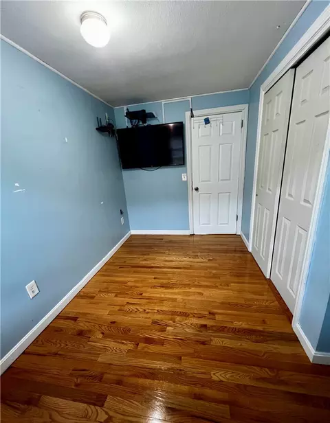 Bedroom - 426 Arnold Rd, Coventry, RI 02816 photo 6 of 6