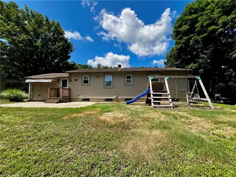 Exterior - 426 Arnold Rd, Coventry, RI 02816 photo 3 of 4