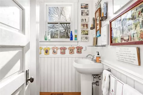 Bath - 26 E Hills Rd, Westerly, RI 02891 photo 1 of 4