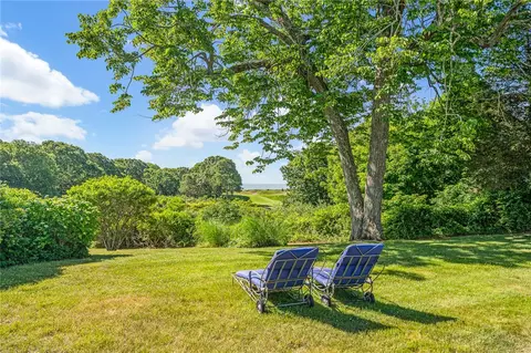 Exterior - 26 E Hills Rd, Westerly, RI 02891 photo 2 of 2