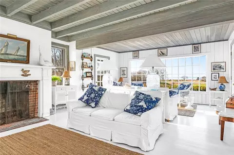 Living - 26 E Hills Rd, Westerly, RI 02891 photo 2 of 3