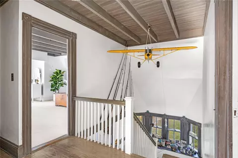 Entry Way - 26 E Hills Rd, Westerly, RI 02891 photo 4 of 4