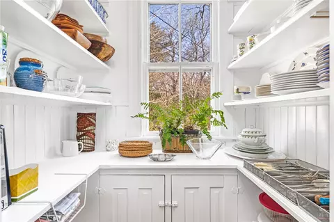 Kitchen - 26 E Hills Rd, Westerly, RI 02891 photo 3 of 3