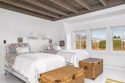 Bedroom - 26 E Hills Rd, Westerly, RI 02891 photo 6 of 9