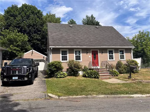 21 Imera St, Providence, RI 02909