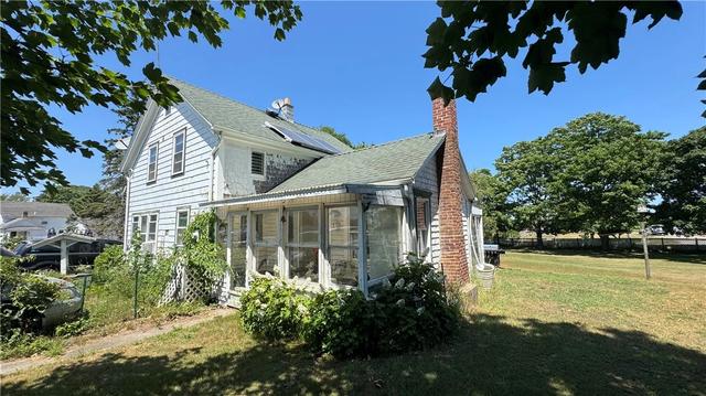 526 Connecticut Ave, Block Island, RI 02807