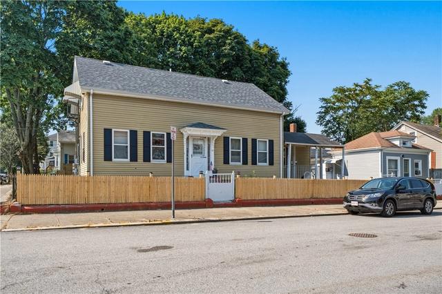 127 Meadow St, Pawtucket, RI 02860