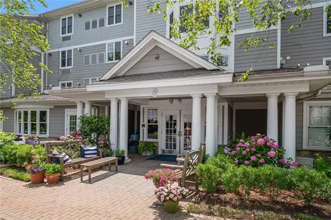 71 Starboard Dr #360, Tiverton, RI 02878