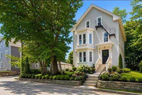 266 First Ave, Woonsocket, RI 02895