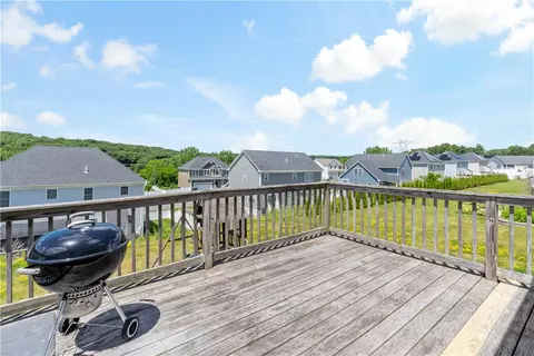 139 Danielle Dr, Woonsocket, RI 02895 photo 11
