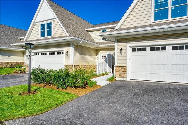 16 Tide Mill Dr, North Kingstown, RI 02852