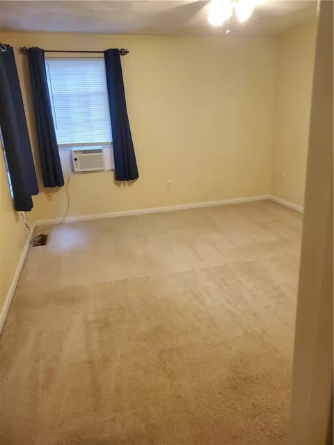 91 Oregon Ave, Woonsocket, RI 02895 photo 18