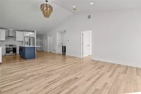 Living - 700 Sandy Ln #9, Warwick, RI 02889 photo 2 of 4