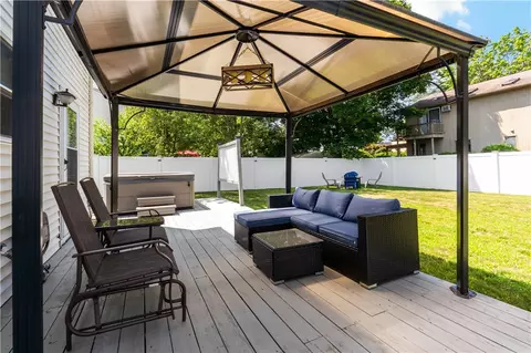 57 Vanstone Ave, Warwick, RI 02889 photo 7