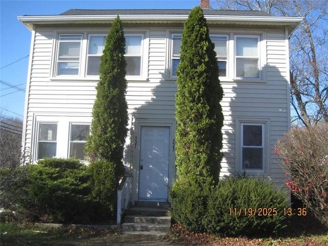 521 Washington St, Coventry, RI 02816