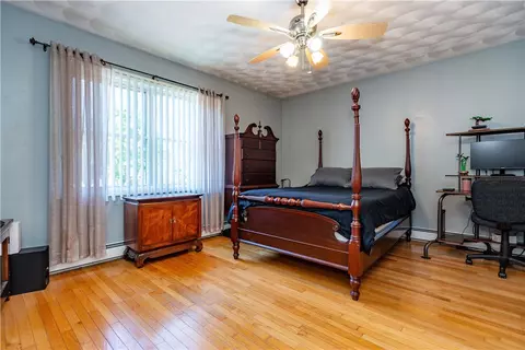 Bedroom - 3 Glendale Ave, Warwick, RI 02889 photo 4 of 9
