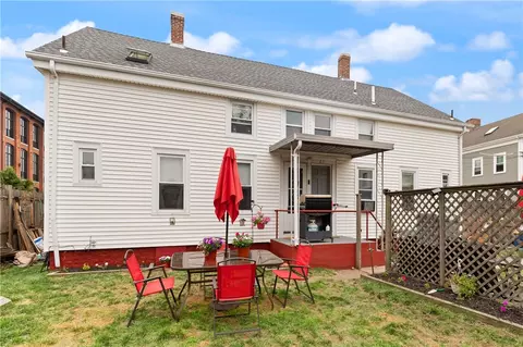 Exterior - 25 Davis St, Warren, RI 02885 photo 2 of 7