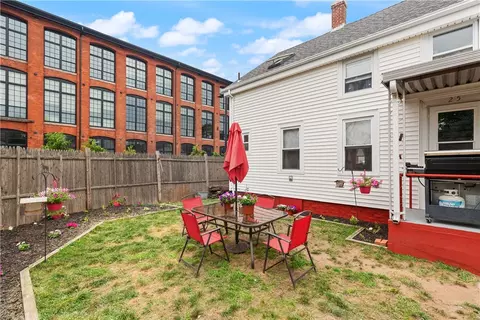 Exterior - 25 Davis St, Warren, RI 02885 photo 7 of 7
