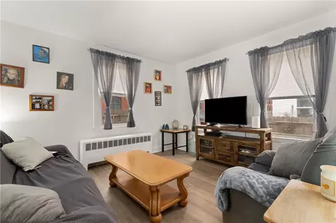 Living - 25 Davis St, Warren, RI 02885 photo 1 of 1