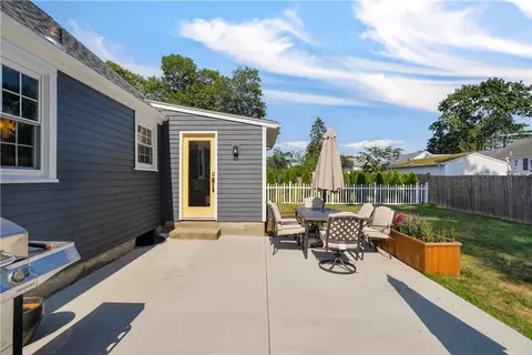 Exterior - 76 Brewster Dr, Warwick, RI 02889 photo 2 of 8