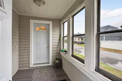 Entry Way - 91 Ash St, Warwick, RI 02888 photo 8 of 8