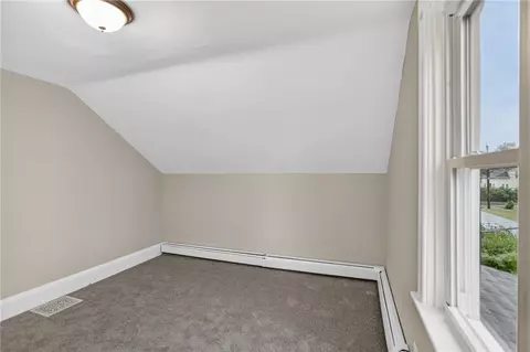 Bedroom - 91 Ash St, Warwick, RI 02888 photo 7 of 11