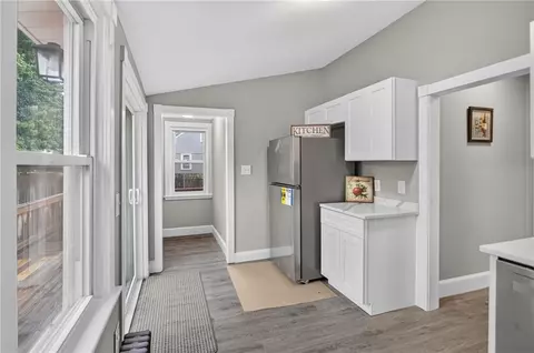 Entry Way - 91 Ash St, Warwick, RI 02888 photo 1 of 8