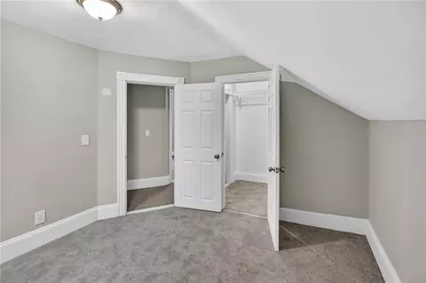Bedroom - 91 Ash St, Warwick, RI 02888 photo 9 of 11