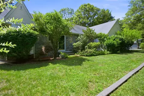 Exterior - 99 Sunderland Rd, Exeter, RI 02822 photo 8 of 11