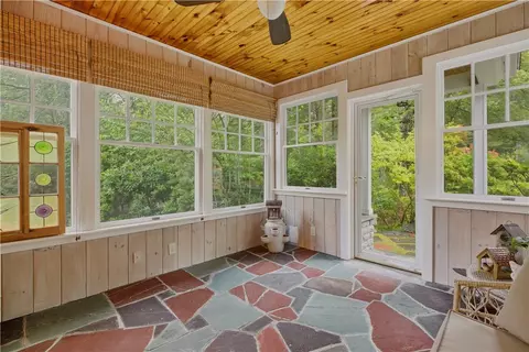 Exterior - 99 Sunderland Rd, Exeter, RI 02822 photo 6 of 11