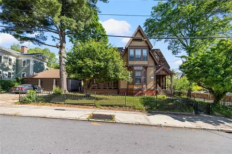 118 Williams St, Providence, RI 02906