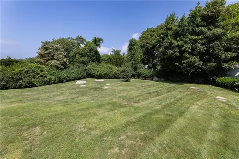 Exterior - 8 Upland Rd, Westerly, RI 02891 photo 7 of 8